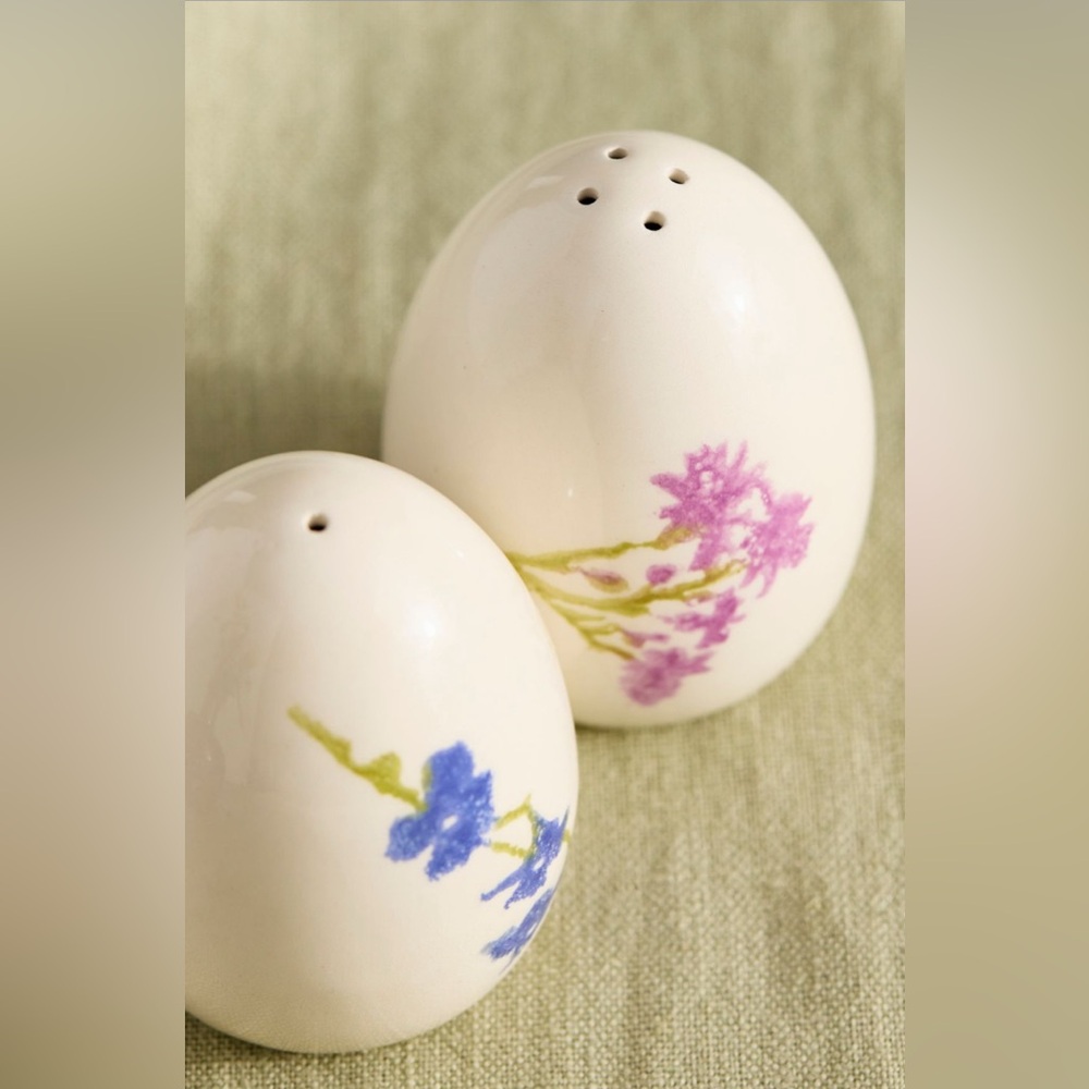 Anthropologie Terrain Floral Easter Egg Salt And Pepper Shaker NWOT